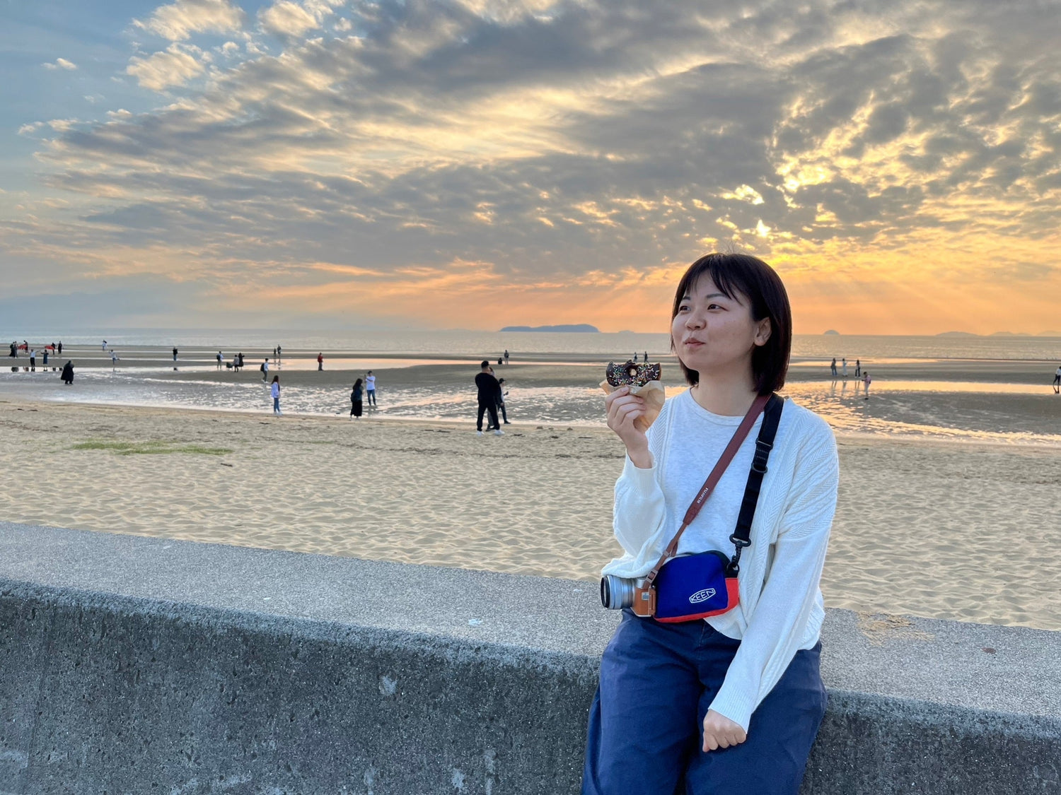 岡崎綾香/会社員　絵本作家